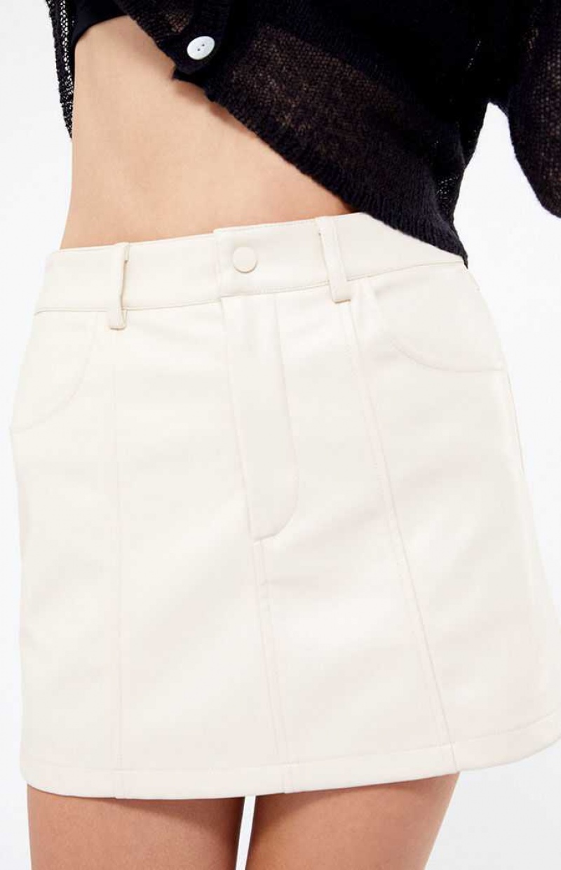 Pantalones PacSun Kendall & Kylie Faux Cuero Paneled Skort Mujer Creme | XAVZR8721